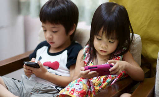 Rząd Indonezji planuje zablokować dzieciom korzystanie z telefonów komórkowych