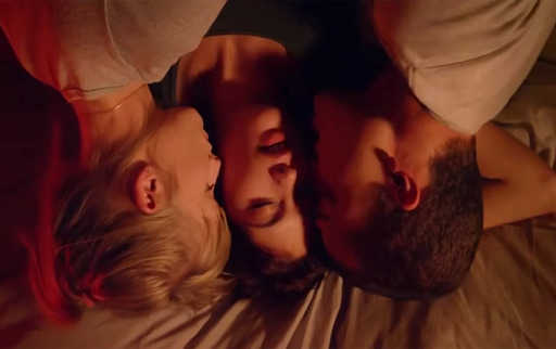 “Love”: скандальный 3D-фильм со множеством реальных сексуальных сцен поднимает “новую волну ханжества” во Франции
