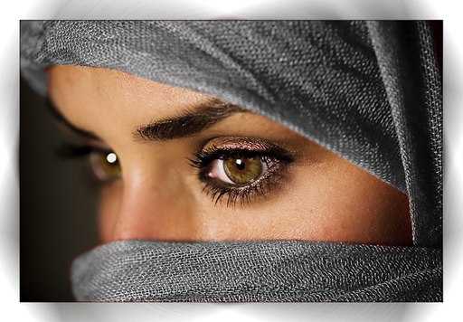 В Пакистане женщинам разрешили не покрывать лицо