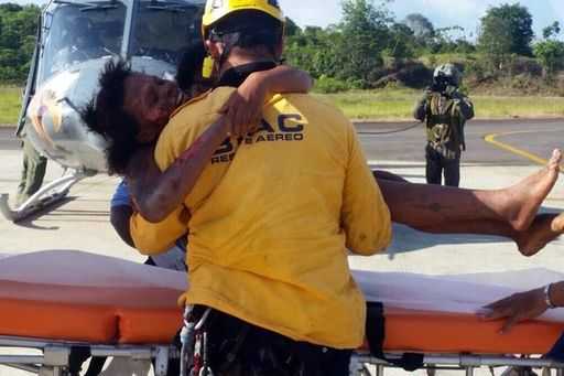 Молодая мама и ее годовалый сын найдены живыми в колумбийских джунглях через пять дней после авиакатастрофы