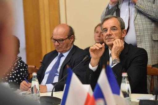 Французских депутатов за визит в Крым могут посадить на 8 лет
