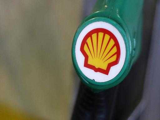Shell сообщает об убытках, понесенных после выплаты $8,2 млрд, остановив добычу нефти на Аляске и в Канаде