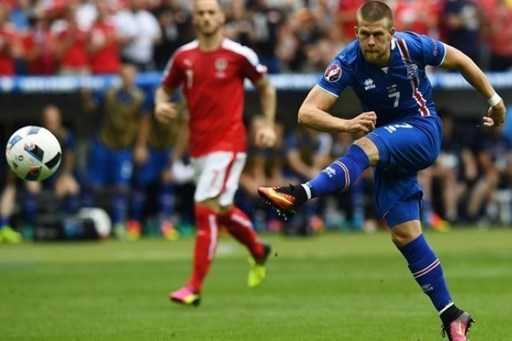 Лидер сборной Исландии будет выступать в АПЛ