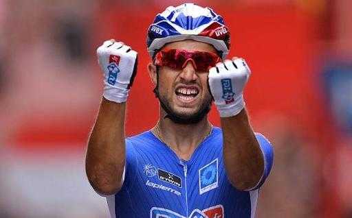 Известного велогонщика лишили лидерства на Вуэльте из-за дисквалификации