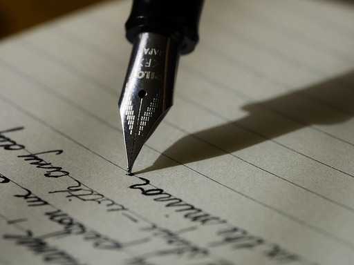 Учёные рекомендуют чаще писать от руки