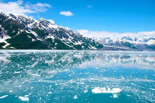 Ледники в Гренландии начали таять быстрее