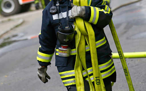 German firefighter started 31 blazes 'so he could look like a saviour'