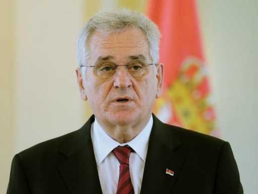 Президент Сербии распускает Парламент и назначает внеочередные выборы