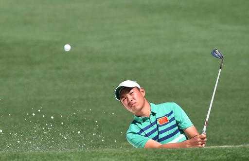 Китайские коммунисты снова могут играть в гольф