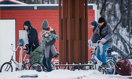 Норвегия отправляет хитрых беженцев-велосипедистов в Россию
