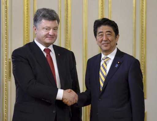 Япония готовится к визиту Петра Порошенко
