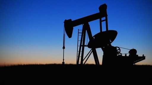 Падіння цін на нафту може не привести до економічного буму