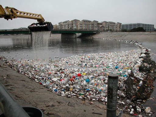 До 2050 року в морях буде більше пластику, ніж риби
