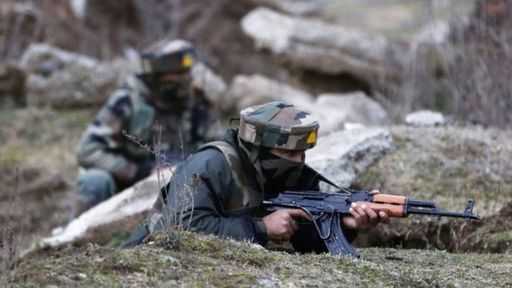 Кашмирские боевики окружены индийскими военными