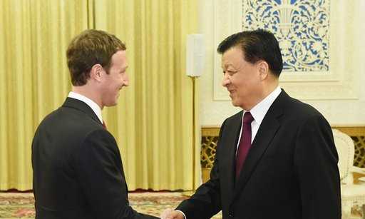 Марк Цукерберг встретился с министром пропаганды Китая