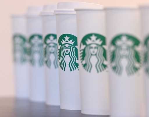 На компанию Starbucks подали в суд из-за недостаточного наполнения стаканов с кофе