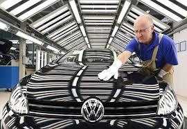 Скандал об автомобильных выбросах в атмосферу не стал первым для Volkswagen в этом году