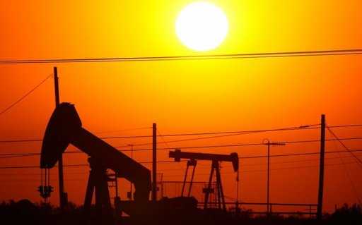 Долг арабских стран из-за падения цен на нефть составит 94 миллиарда