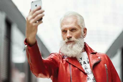 Канадский модник в образе Санта-Клауса завоевал сердца тысяч поклонниц (фото)