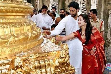 Богатые золотом индийские храмы не спешат соглашаться на программу монетизации