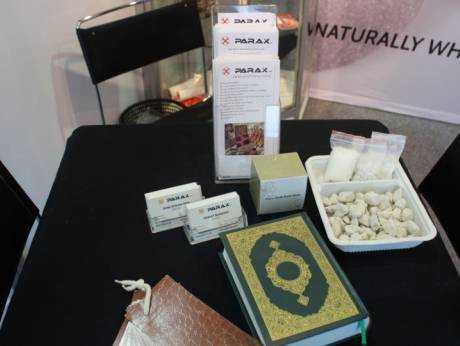 Las primeras copias del Corán impresas en papel de piedra.