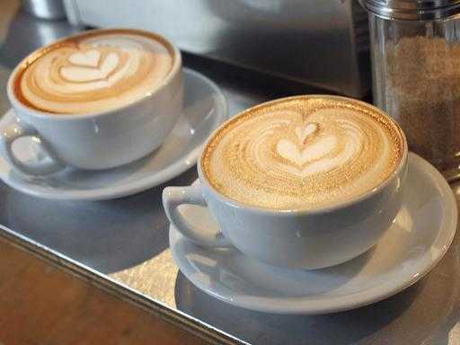 Две чашки кофе в день снижают риски для здоровья, связанные с употреблением алкоголя