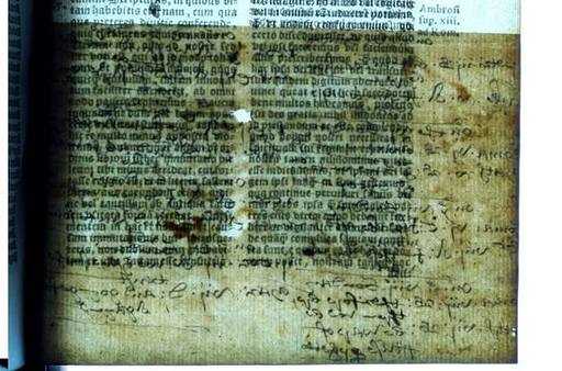 Историки обнаружили скрытый текст в 500-летней Библии