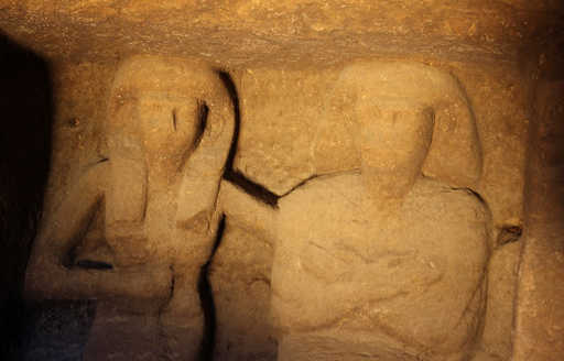 В Египте обнаружены тысячелетние статуи