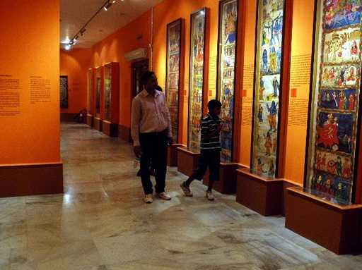 Воспроизведение истории в Национальном музее в Нью-Дели