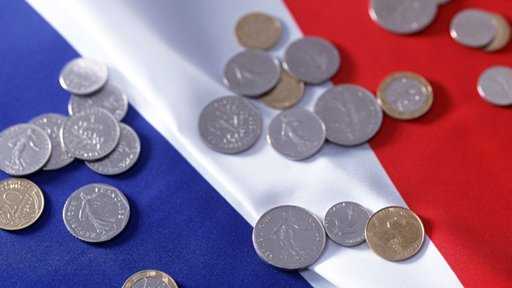 МВФ вынес Франции предупреждение о необходимости сократить “критически высокие” государственные расходы