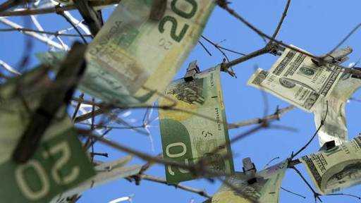 Высакакласныя канадцы з выкарыстаннем наяўных грошай, як мінімум: Банк Канады