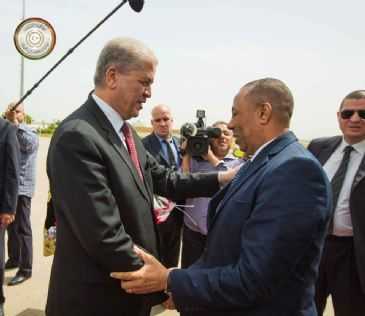 Премьер-министр Ливии хочет наладить более тесные отношения с  Алжиром