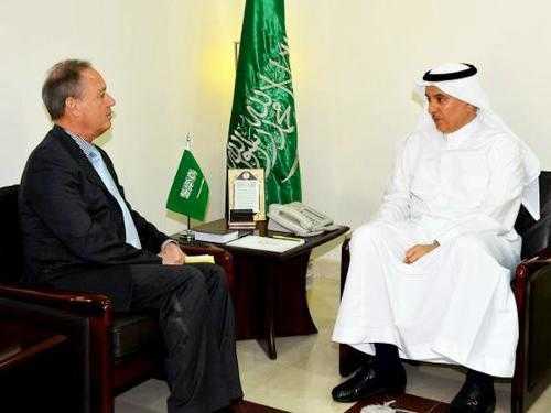 Министърът на земеделието на Саудитска Арабия приема френски посланик