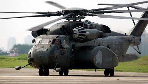Pakistan i USA zbliżają się do wartego miliarda dolarów helikoptera i handlu bronią.