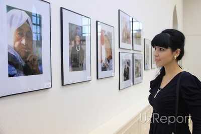 В Ташкенте проходит фотовыставка, посвященная старшему поколению