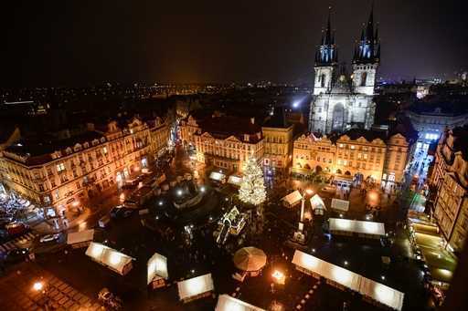 Чешские политики отложили в сторону разницу, чтобы поддержать план повышения давления