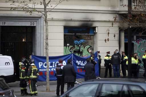 Пожар в Барселона загина 4-членно семейство, включително 2 деца
