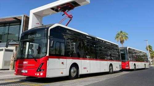 Смотрите: электрические автобусы с передовой технологией зарядки отправляются в пробный запуск