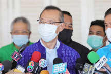 Gubernator Pathum Thani Narongsak nie będzie kandydował na gubernatora Bangkoku