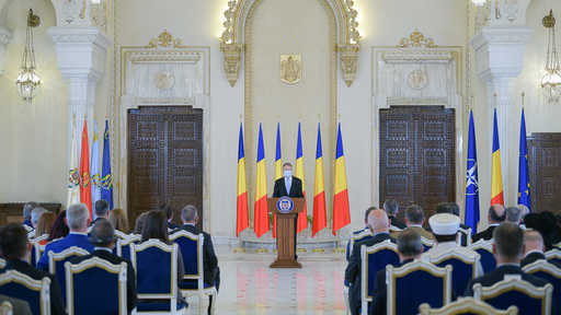 Président Iohannis : La célébration de la fête nationale de la Roumanie marquée par la souffrance, la vaccination est le seul moyen d'arrêter la pandémie