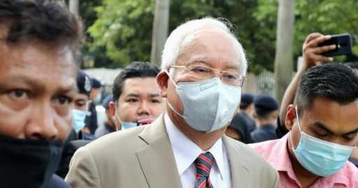 Бывший премьер-министр Малайзии Наджиб оставил в силе 12-летний тюремный срок по делу, связанному с 1MDB, сообщил апелляционный суд