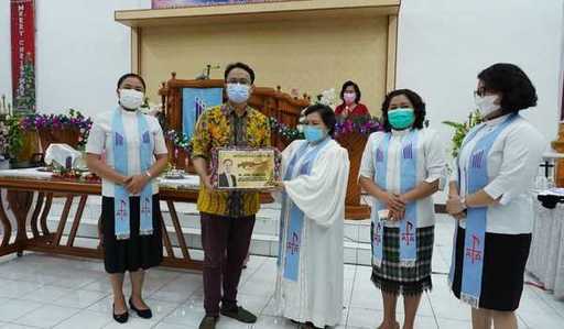 Жители Северного Сулавеси Гордый Джерри Самбуага доверили быть председателем Национального комитета Рождества Христова