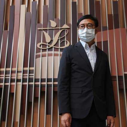 Законодатели Гонконга в оплотах бывшей оппозиции клянутся служить всем избирателям