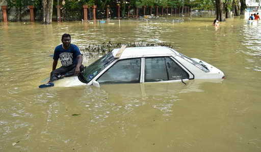Überschwemmungen in Malaysia töten 8 Menschen, Regierung erntet Kritik