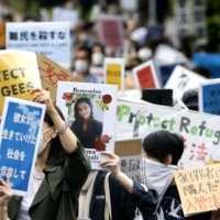 Более 3000 иностранных граждан в Японии отказываются депортировать