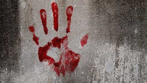 Девушка погибла в драке между разбойниками-охранниками в Карачи