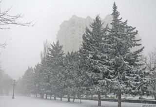 Azerbejdżan - Jutro w niektórych miejscach Baku spodziewany jest śnieg