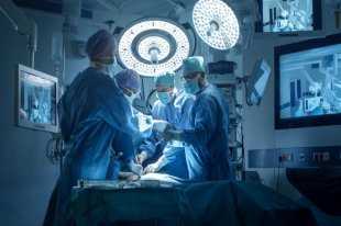 Russia - In the Urals, for the first time in one operation, a tumor was removed and a new jaw was made