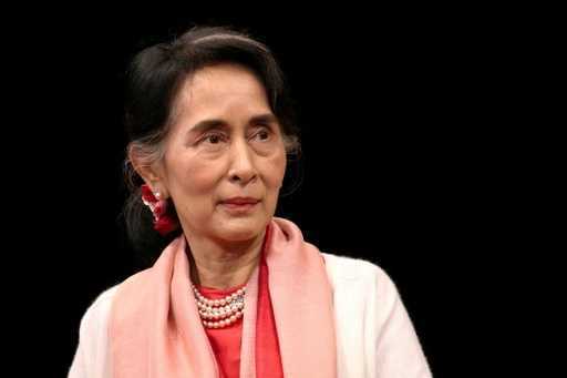 Суд Мьянмы отложил приговор по рации Аунг Сан Су Чжи