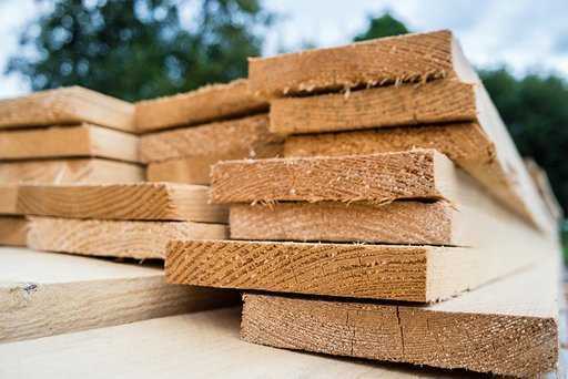 Russland - Holzverarbeitung wird direkt im Wald möglich